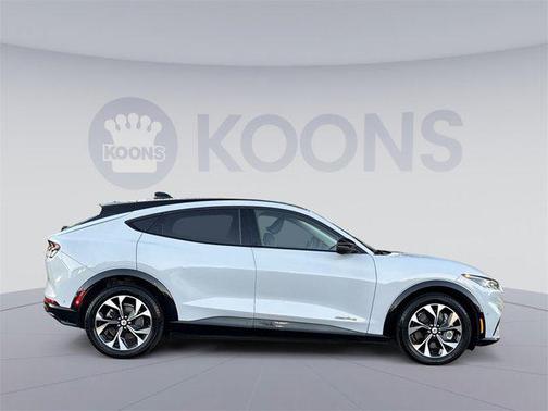 2022 Ford Mustang Mach-E Premium