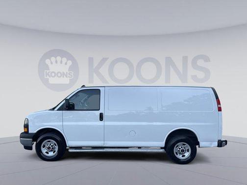 Summit White 2024 GMC Savana 2500 Work Van