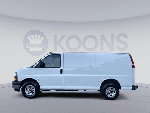 Summit White 2024 GMC Savana 2500 Work Van