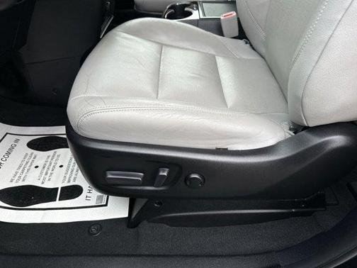 2019 Toyota Sienna Limited Premium