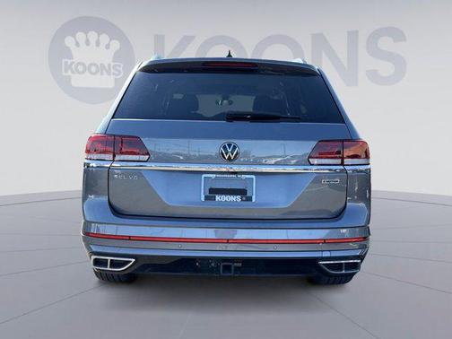 Gray 2021 Volkswagen Atlas 3.6L SEL