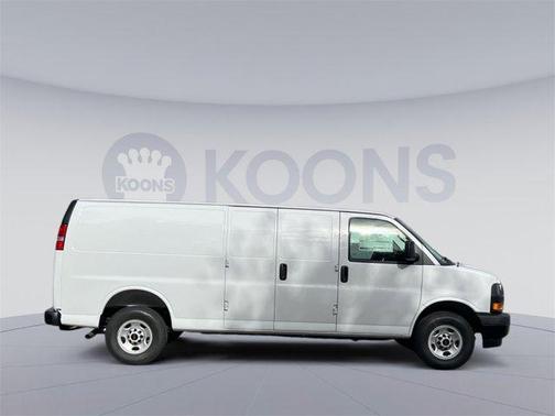 2025 GMC Savana 2500 RWD 3500 Extended Wheelbase Work Van