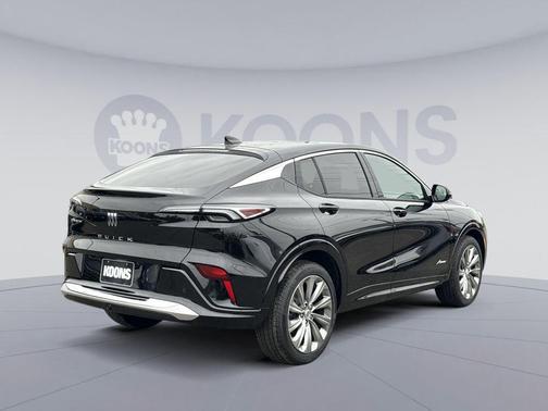 Ebony Twilight Metallic 2026 Buick Envista Avenir FWD