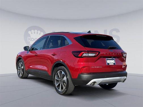 2023 Ford Escape Platinum