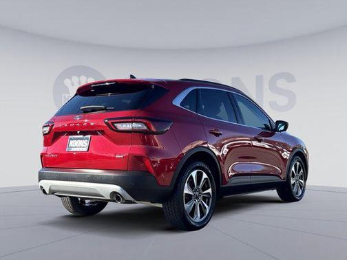 2023 Ford Escape Platinum