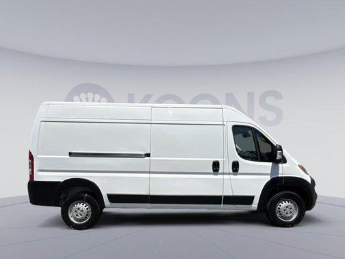 Bright White Clearcoat 2025 RAM ProMaster 3500 High Roof