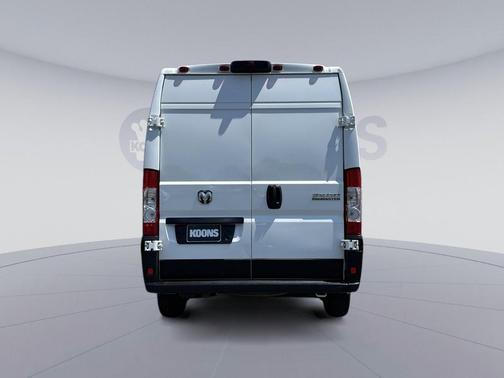 Bright White Clearcoat 2025 RAM ProMaster 3500 High Roof
