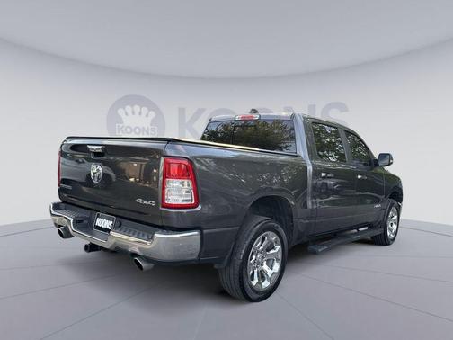 Granite Crystal Metallic Clearcoat 2020 RAM 1500 Big Horn/Lone Star
