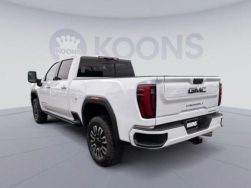 Glacier White Tricoat 2026 GMC Sierra 2500 Denali Ultimate