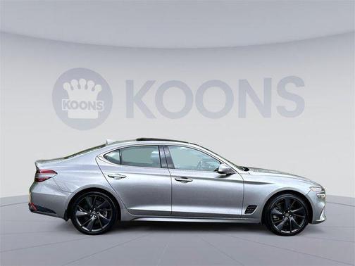 2022 Genesis G70 3.3T AWD
