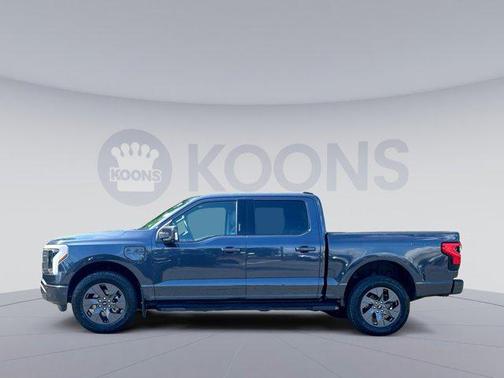 2022 Ford F-150 Lightning LARIAT