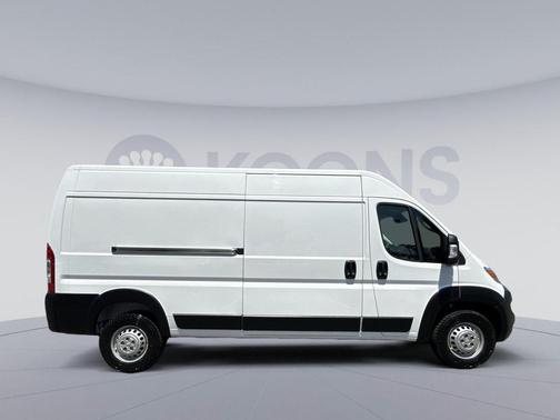 Bright White Clearcoat 2025 RAM ProMaster 3500 High Roof