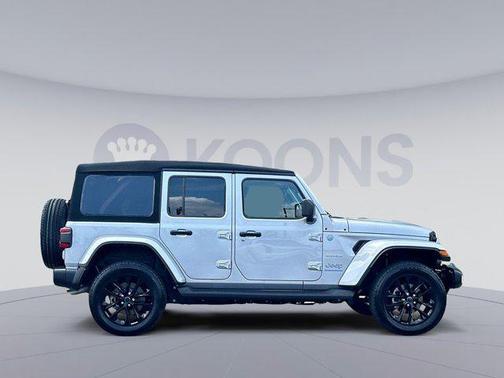 2024 Jeep Wrangler 4xe Sahara