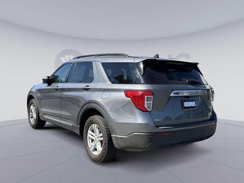 Carbonized Gray Metallic 2023 Ford Explorer XLT