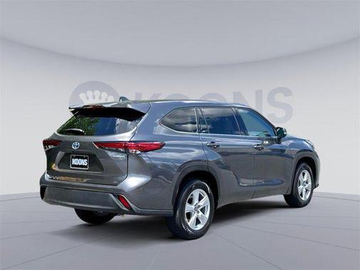 2022 Toyota Highlander Hybrid LE