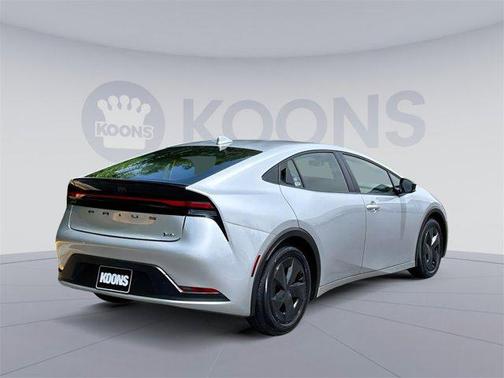 2024 Toyota Prius LE