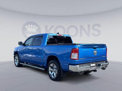 Hydro Blue Pearlcoat 2021 RAM 1500 Big Horn/Lone Star