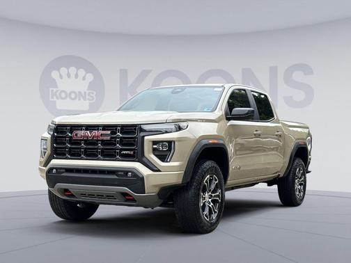 Desert Sand Metallic 2024 GMC Canyon AT4