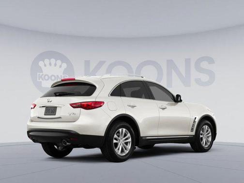 2017 INFINITI QX70 Base