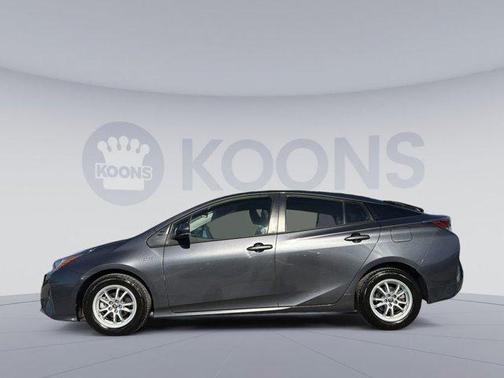 2016 Toyota Prius Two