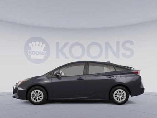 2016 Toyota Prius Two