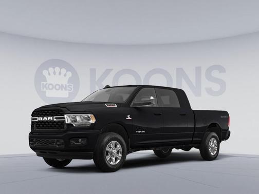 Diamond Black Crystal Pearlcoat 2022 RAM 3500 Big Horn Crew Cab 4x4 8' Box