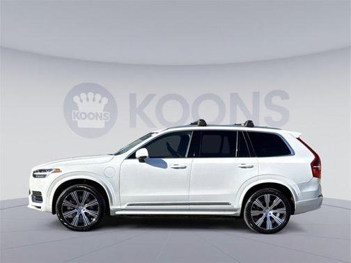 2023 Volvo XC90 Recharge Plug-In Hybrid T8 Plus Bright Theme 7-Seater