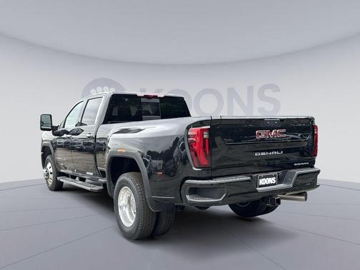 Onyx Black 2026 GMC Sierra 3500 Denali