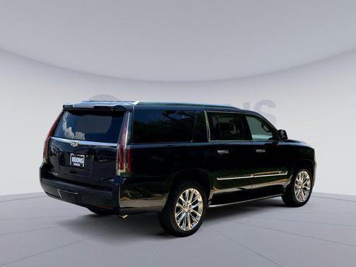 2020 Cadillac Escalade ESV Luxury