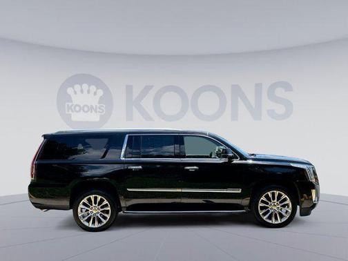 2020 Cadillac Escalade ESV Luxury