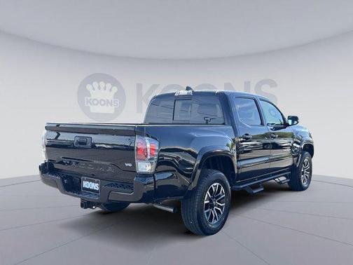 Midnight Black Metallic 2021 Toyota Tacoma TRD Sport