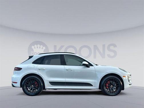 2017 Porsche Macan GTS