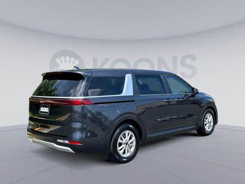 2022 Kia Carnival LXS