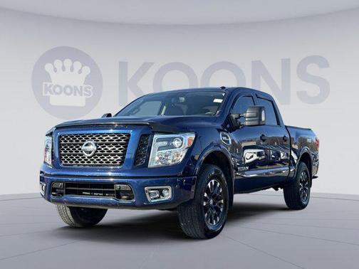 2017 Nissan Titan PRO-4X