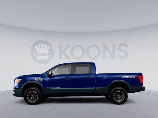 2017 Nissan Titan PRO-4X