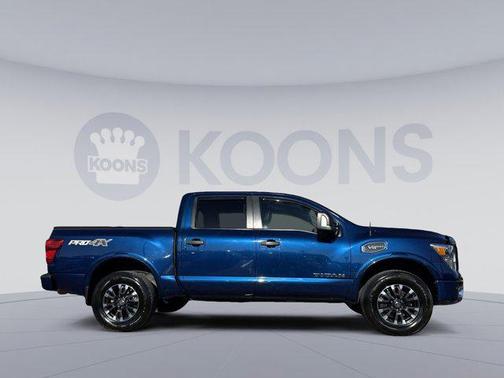 2017 Nissan Titan PRO-4X