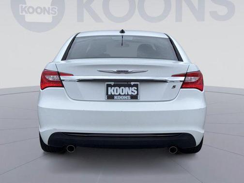 Bright White Clearcoat 2014 Chrysler 200 Limited