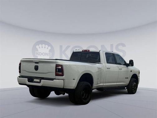 2024 RAM 3500 Big Horn Crew Cab 4x4 8' Box