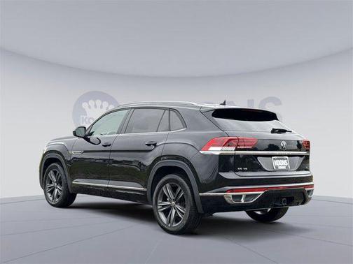 2021 Volkswagen Atlas Cross Sport 3.6L V6 SE w/Technology R-Line