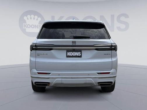 Iridescent White Tricoat 2026 Buick Enclave Avenir FWD