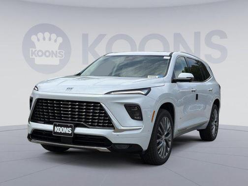 Iridescent White Tricoat 2026 Buick Enclave Avenir FWD
