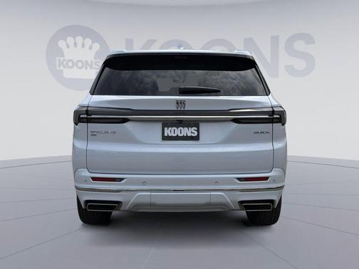Iridescent White Tricoat 2026 Buick Enclave Avenir FWD