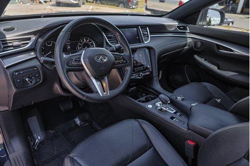 2023 INFINITI QX55 LUXE