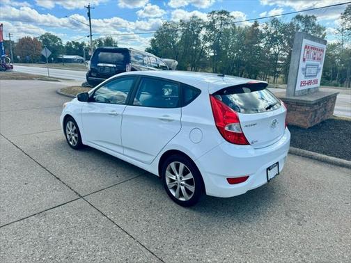 2014 Hyundai Accent SE