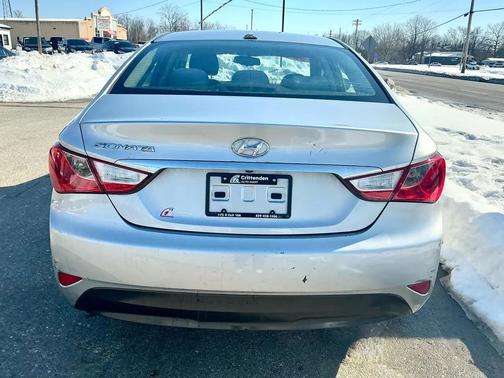 2014 Hyundai SONATA GLS