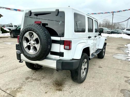 2017 Jeep Wrangler Unlimited Sahara