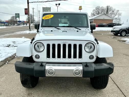 2017 Jeep Wrangler Unlimited Sahara