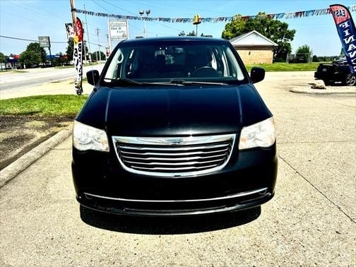 2014 Chrysler Town & Country Touring