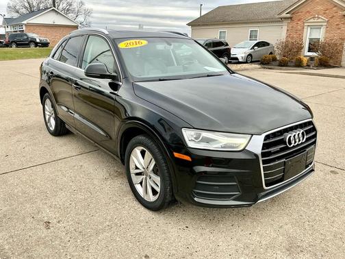 BLACK 2016 Audi Q3 2.0T Premium Plus