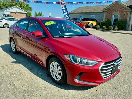 2017 Hyundai ELANTRA SE